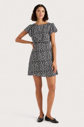  Rochii de damă | Faithfull The Brand Rochie mini Valras cu imprimeu floral Amaryllis Negru